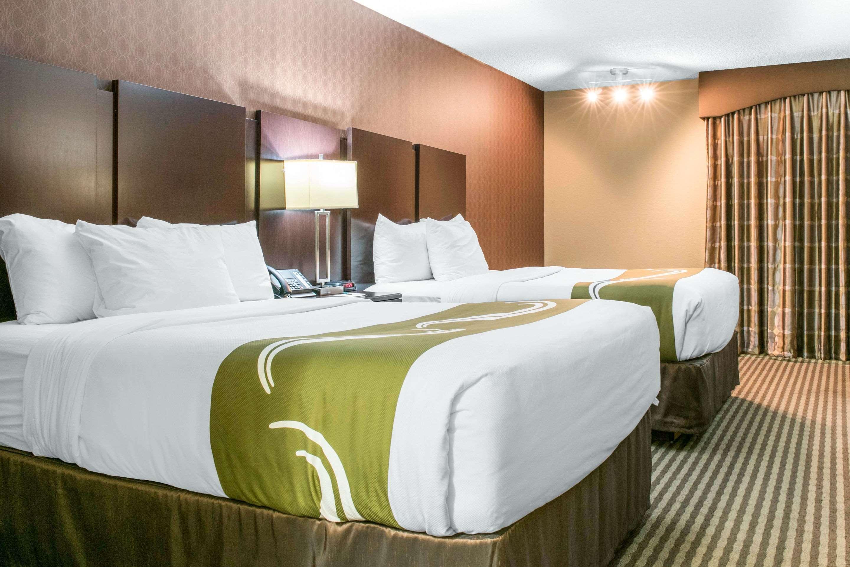 Quality Inn Festus Bagian luar foto