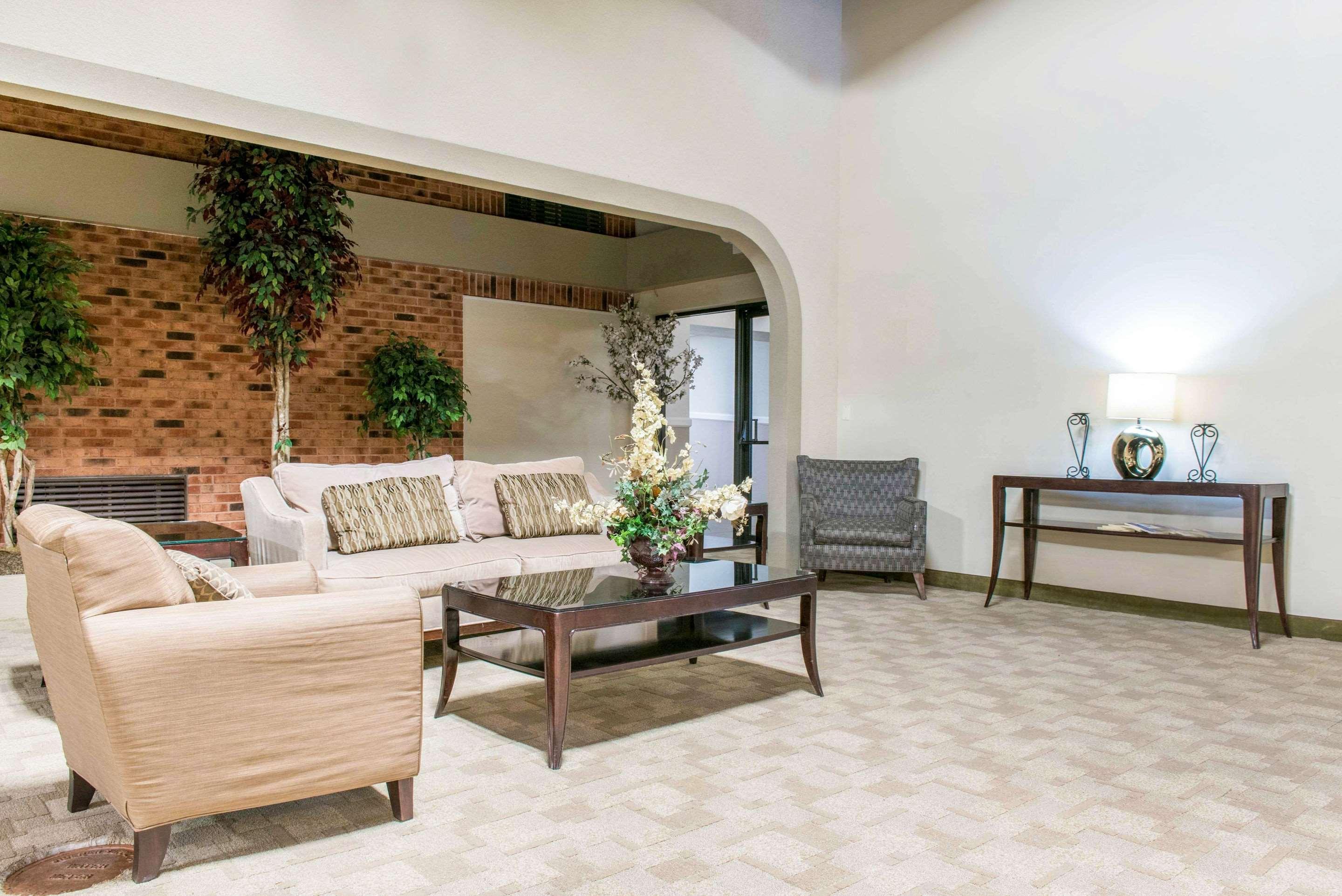 Quality Inn Festus Bagian luar foto