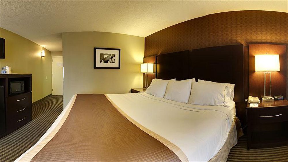 Quality Inn Festus Bagian luar foto