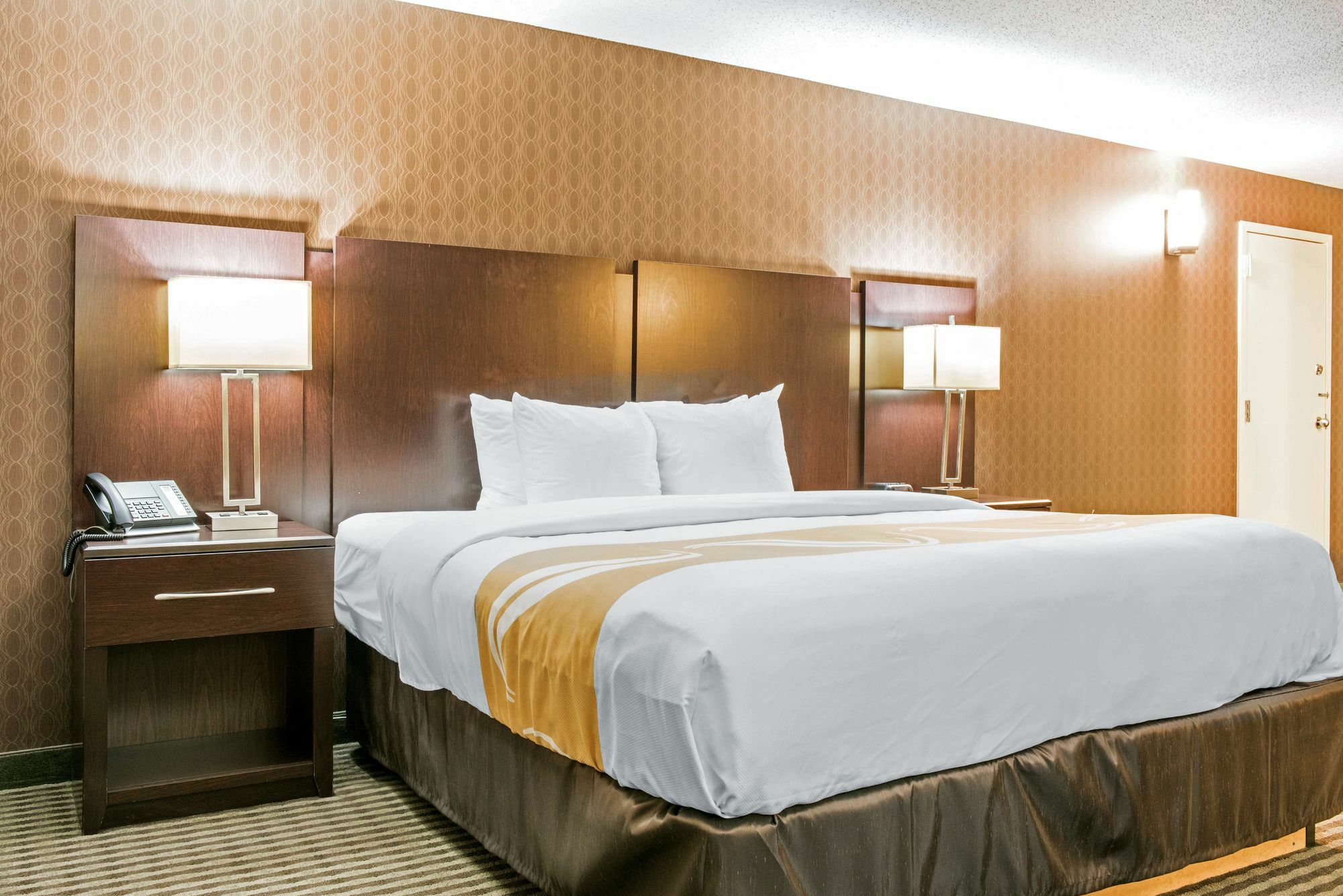 Quality Inn Festus Bagian luar foto